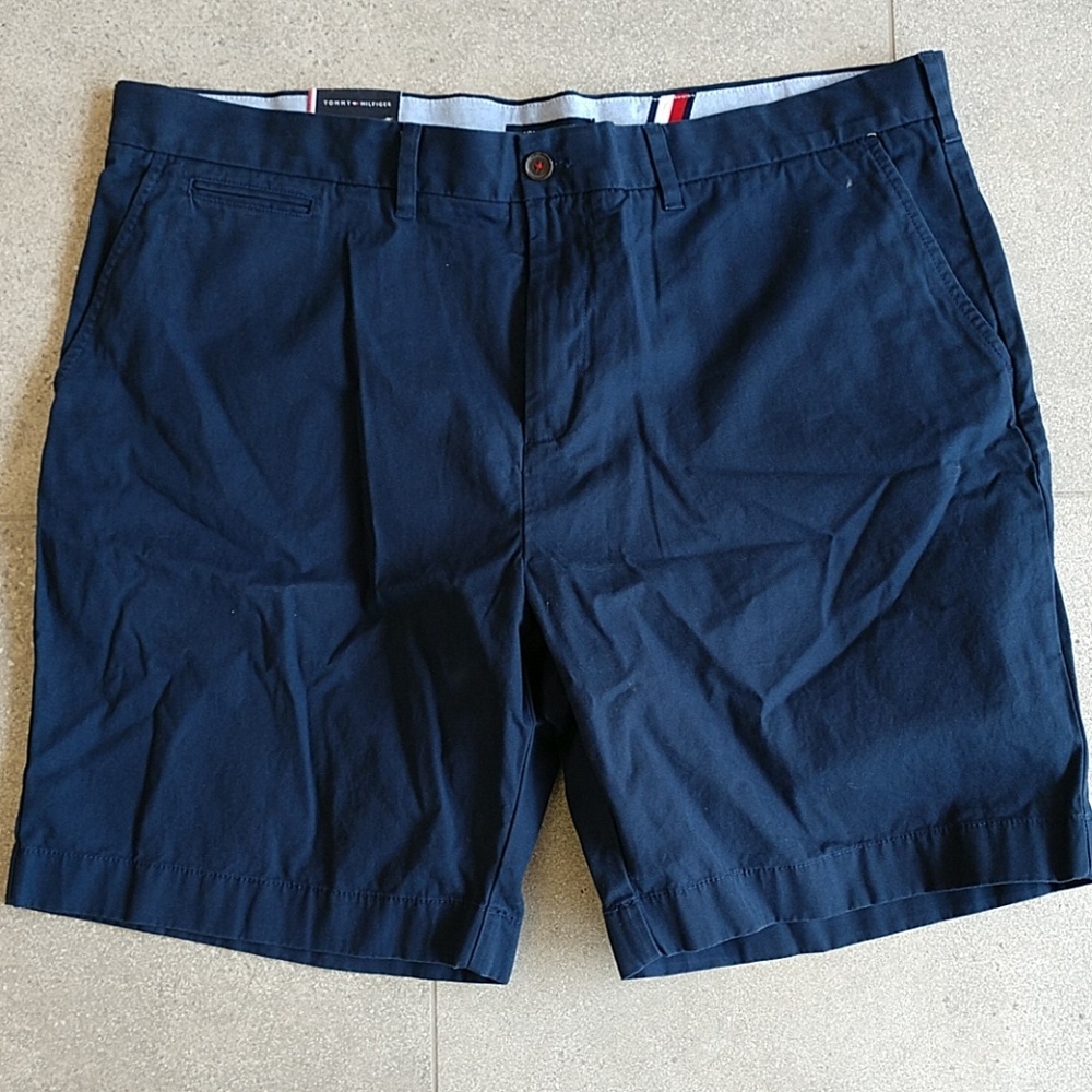 Tommy Hilfiger men's classic fit core short pants